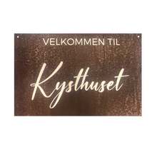 Indlæs billede til gallerivisning Rusten rektangulært skilt i jern
